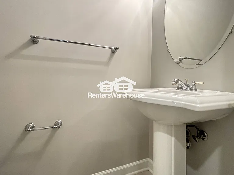 3511 Carriage Walk Ln — Photo 37