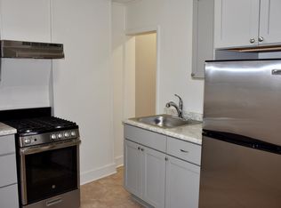 92 Grove St, Rochester, NY 14605