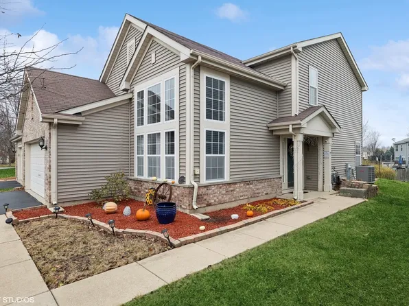 1998 Diamond Head Trl, Hampshire, IL 60140
