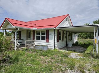 10731 Newport Rd, Bowling Green, IN 47833