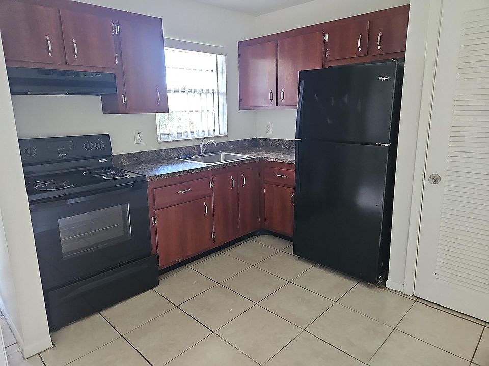 1st image of 5180 NE 6th Ave APT 613