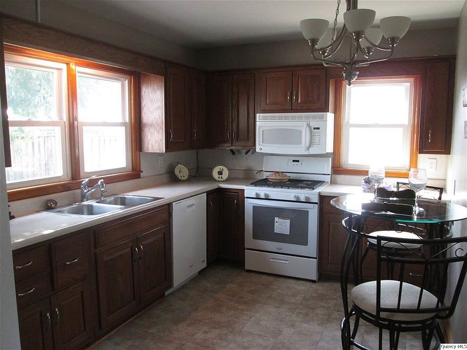 2nd image of 1008 S 20th St
