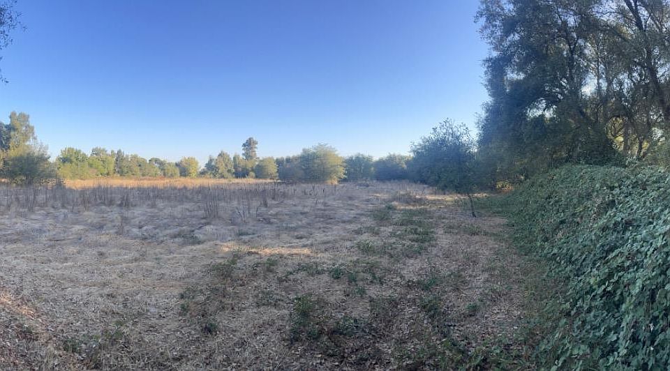1st image of Meyer Ln