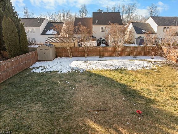 5th image of 4236 Laurel Ridge Cir