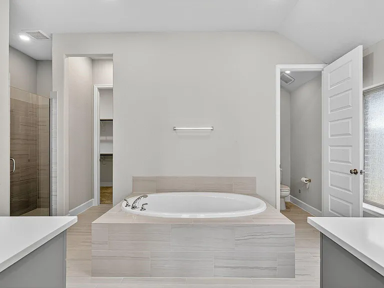 7435 Denali Dr — Photo 24