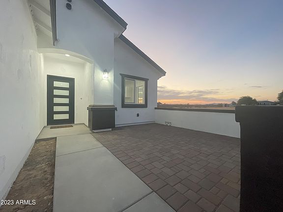 4th image of 2552 S 347th Avenue