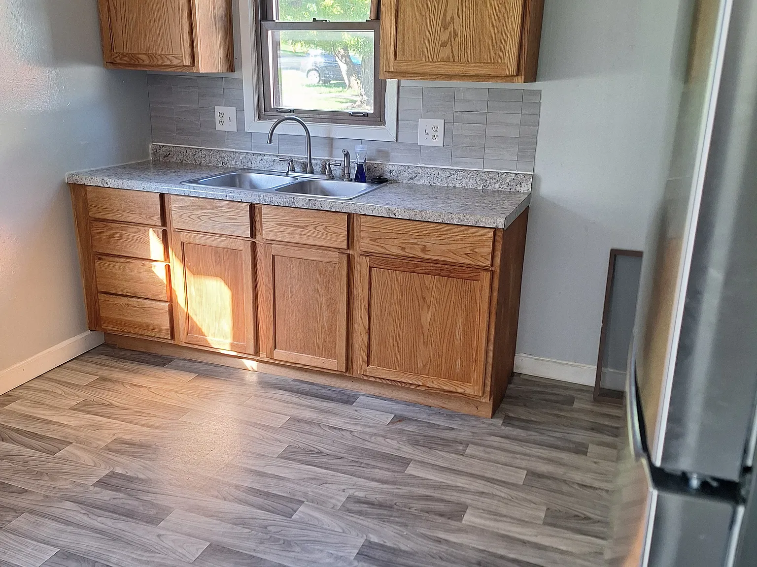 2 bed, 1600 sqft, $1,100 — Photo 3