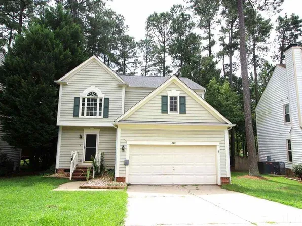 209 Ashley Brook Ct, Cary, NC 27513