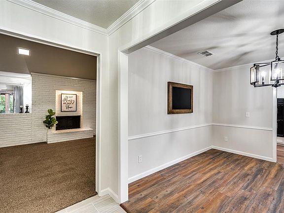 2nd image of 2110 Glen Forest Ln