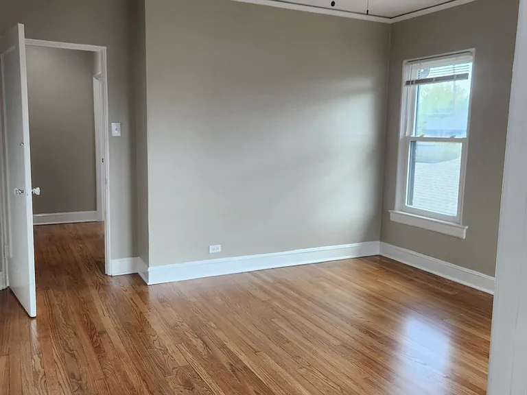 5737 Goodwin Ave — Photo 3