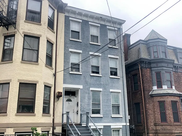 170 Grand St. — Photo 7
