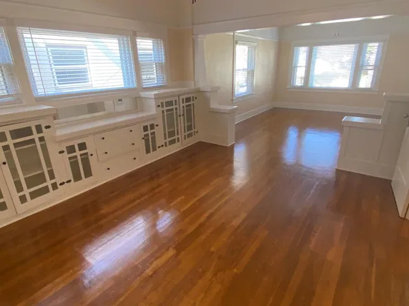 2222 Albatross St, San Diego, CA 92101