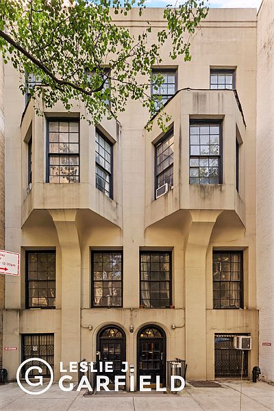 1st image of 132 E 64th St #1