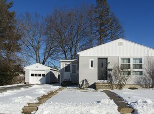 29 Leighton St, Manchester, NH 03102