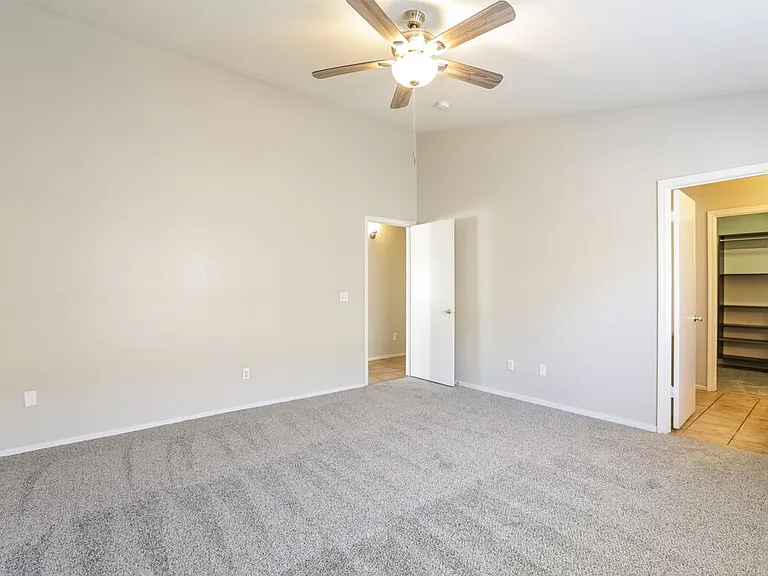 5420 Pepperpike Ave — Photo 9