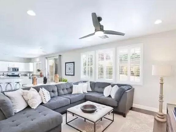 4th image of 11072 Village Ridge Ln