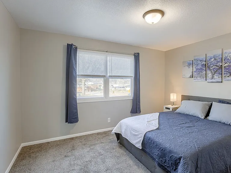 135 E Sheridan St #4 — Photo 14