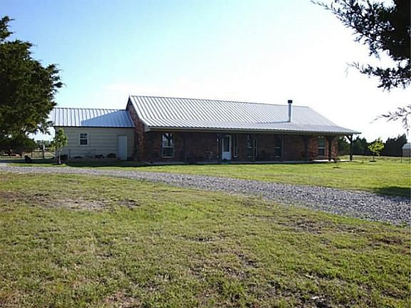 2nd image of 844 County Road 2730
