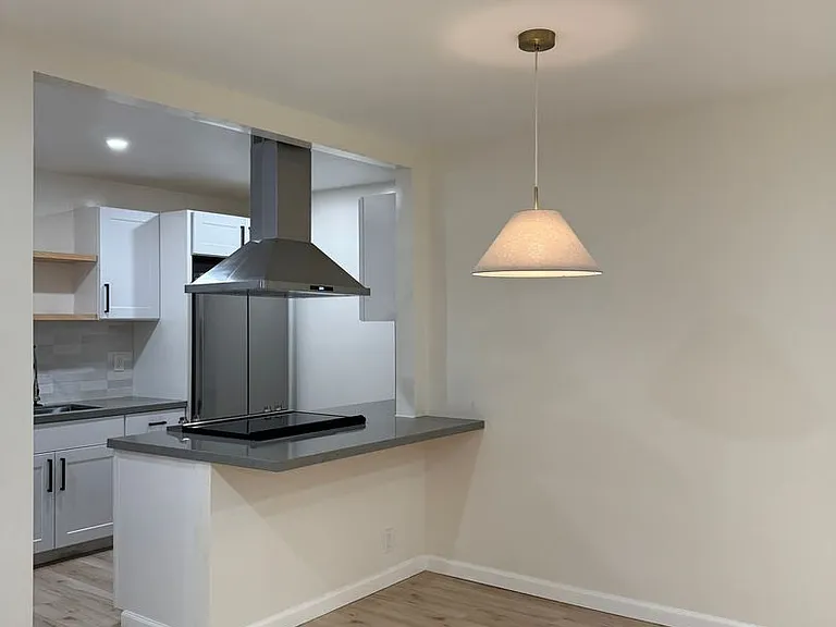 5651 Sumner Way #309 — Photo 4
