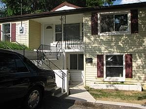 1st image of 2117 S Nelson St #B