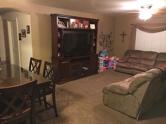 Family/Dining Room