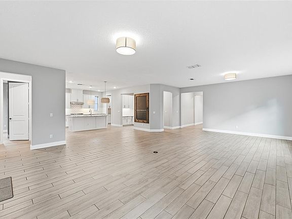 4th image of 8236 Procida Isle Ln