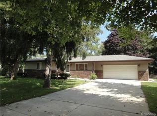 14488 Grafton Rd, Carleton, MI 48117