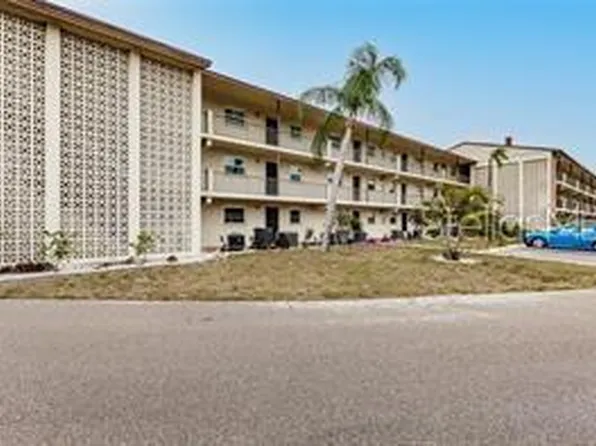 2220 STICKNEY POINT ROAD #518, SARASOTA, FL 34231