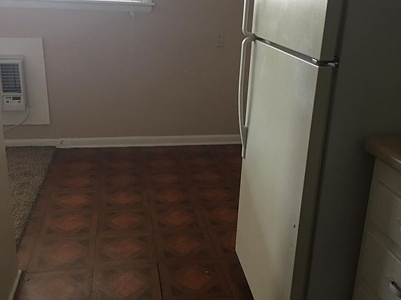 4th image of 1127 S Quincy Ave #2