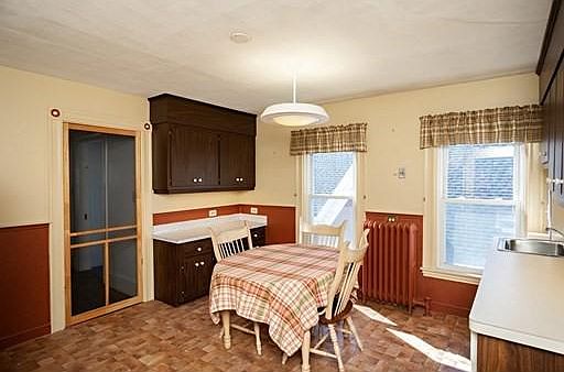 5th image of 104 Allerton St