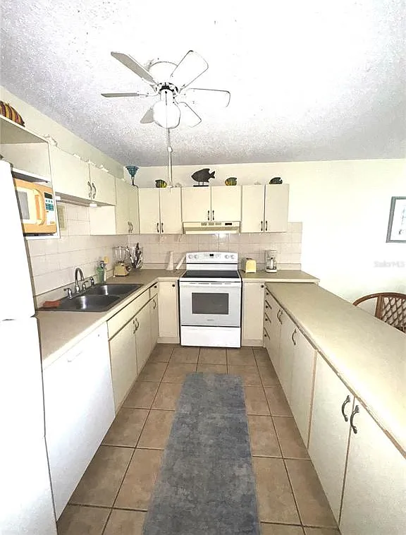 2 bed, 2.0 bath, 1183 sqft, $1,800 — Photo 4