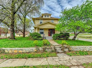 424 N Main St, Independence, MO 64050