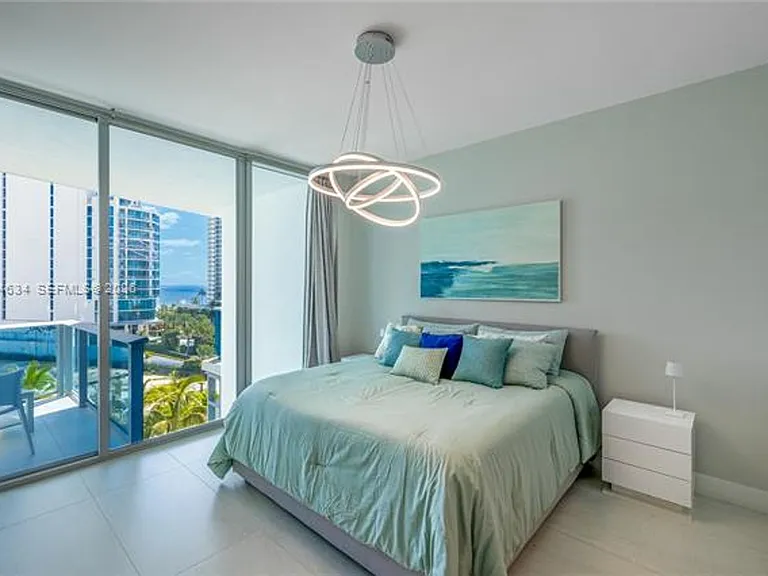 17550 Collins Ave #703 — Photo 25