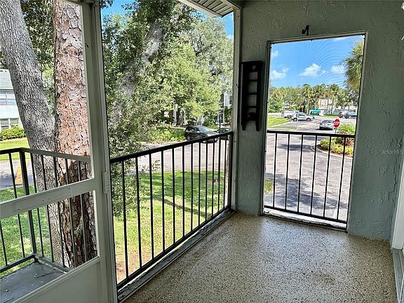 3rd image of 508 Northlake Dr #508