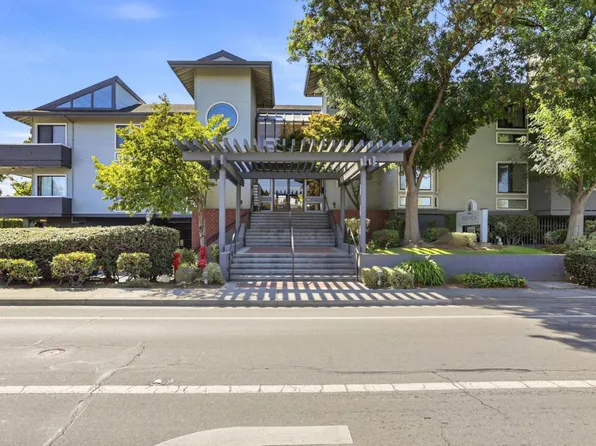 22330 Homestead Rd APT 118, Cupertino, CA 95014