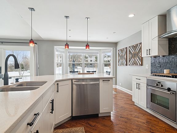 5th image of 469 Pheasant Ridge Rd