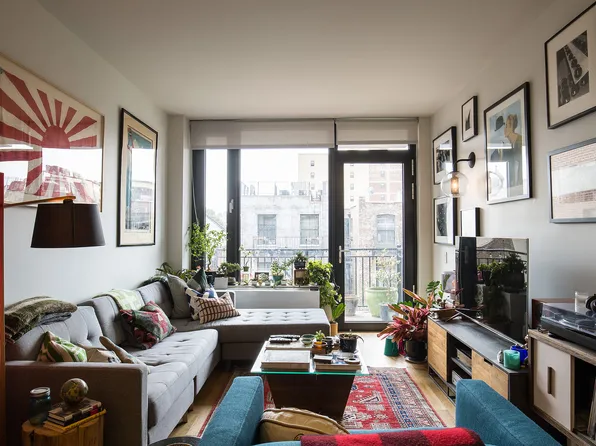 670 Pacific Street image 1 of 23