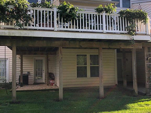 2nd image of 408 Larose Dr #408