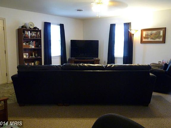 3rd image of 11445 Nicole Dr