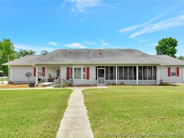 1200 T P Rd, Lumberton, NC 28358