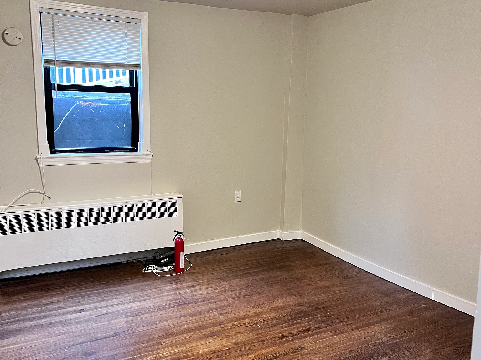 1 bed, 650 sqft, $1,700 — Photo 3