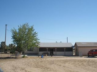 7033 Walnut Rd, Phelan, CA 92371
