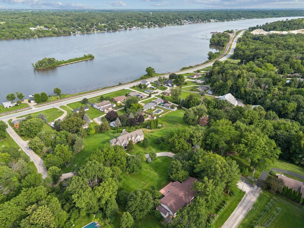Apartment in Le Claire Township, Vista Hills, Scott - View 5