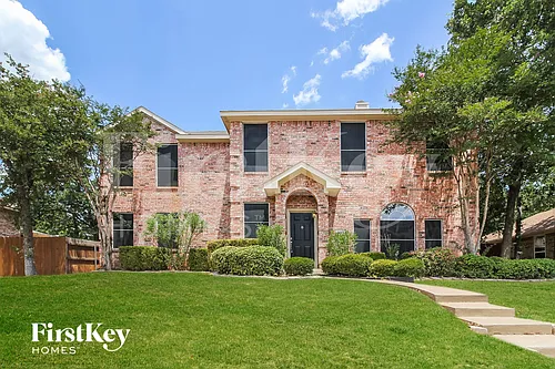 5611 Chimney Rock Dr Photo 1