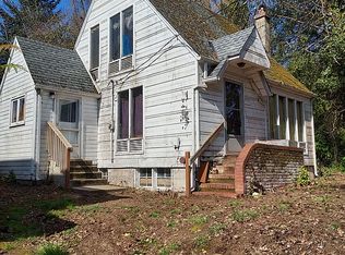 9427 SW View Point Ter, Portland, OR 97219