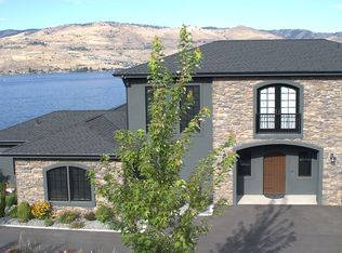 280 Bene Vista Ln, Chelan, WA 98816