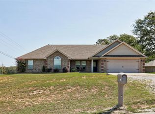 101 Camaron Dr, Shawnee, OK 74804