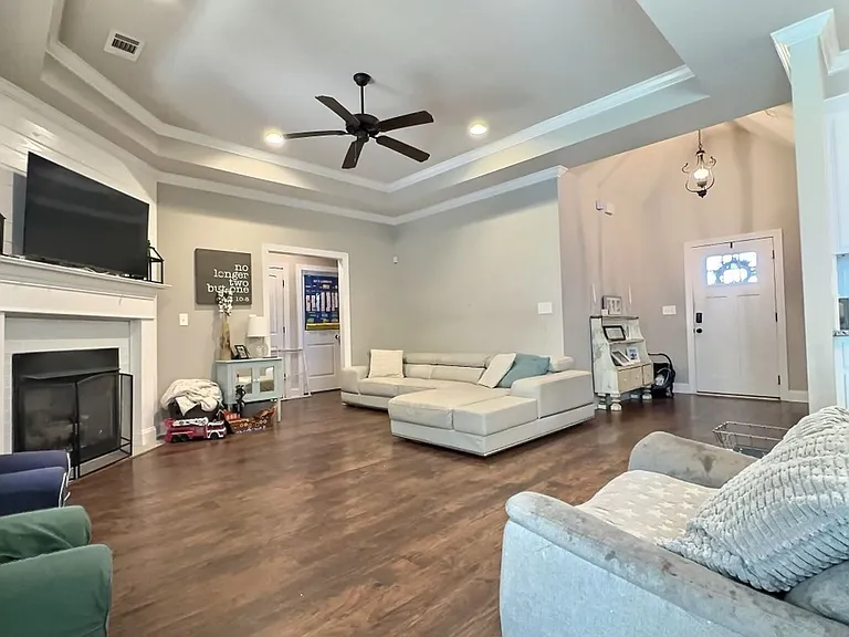 1018 Ridge Point Dr — Photo 9