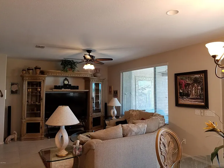 26237 W Matthew Dr — Photo 7