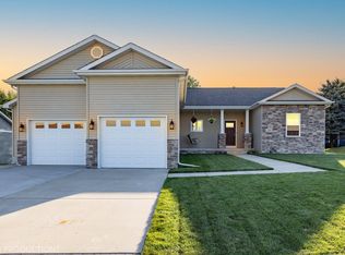 270 Westport Rd, Valparaiso, IN 46385